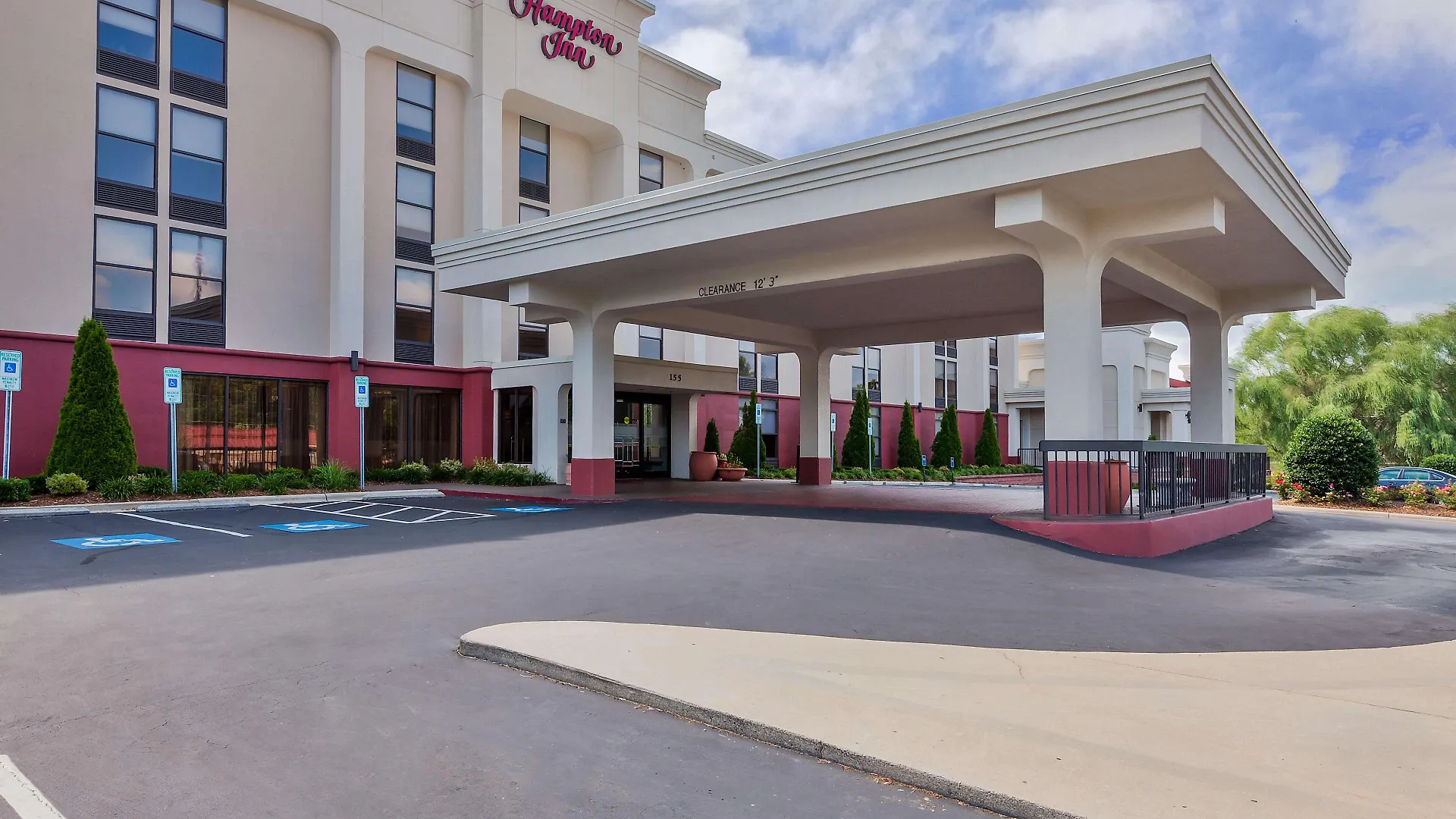 Top Pet Friendly Hotels in Hendersonville Ultimate Guide